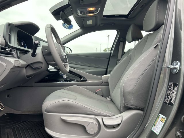 Certified 2026 Hyundai Elantra SEL Sport Premium FWD image 12