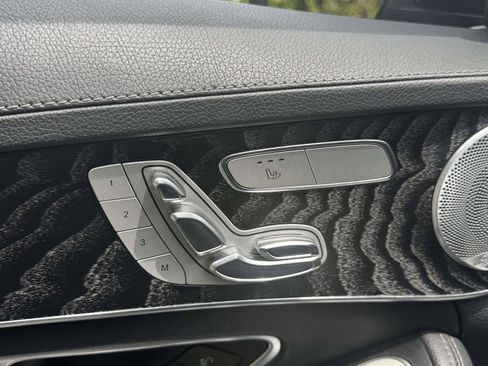 Used 2015 Mercedes-Benz C 300 4MATIC Sedan image 17