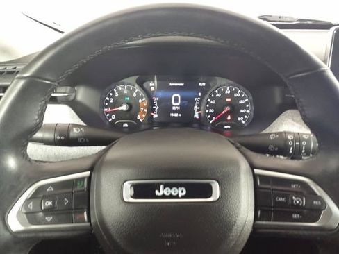 Used 2022 Jeep Compass Latitude AWD/4WD image 27