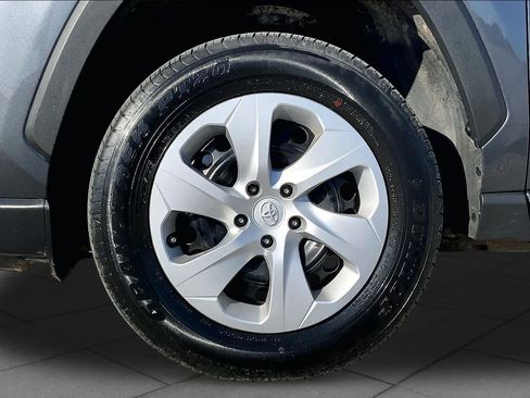 Used 2025 Toyota RAV4 LE FWD image 11