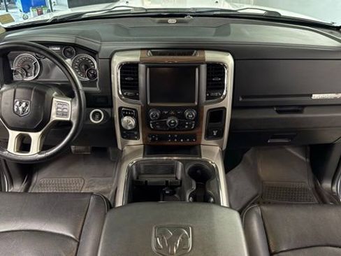 Used 2015 RAM 1500 Laramie w/ Convenience Group AWD/4WD image 31