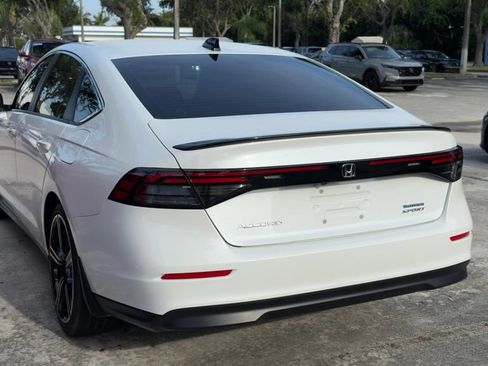 Used 2024 Honda Accord Sport image 8