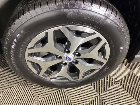 Used 2022 Subaru Forester Premium image 7