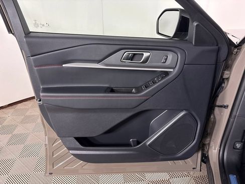 New 2026 Ford Explorer ST-Line RWD image 17