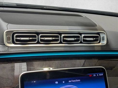 New 2025 Mercedes-Benz S 580 4MATIC Sedan image 16