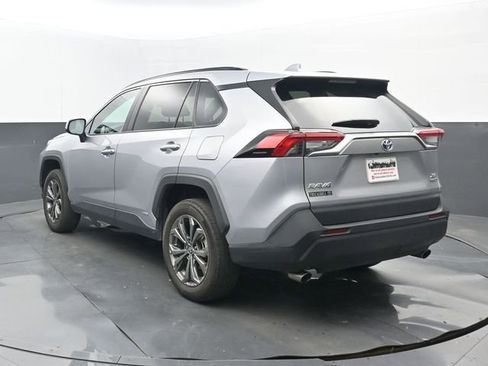 Used 2022 Toyota RAV4 XLE Premium AWD/4WD image 3