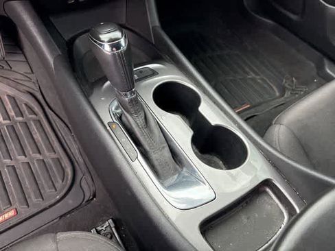 Used 2020 Chevrolet Malibu RS image 18