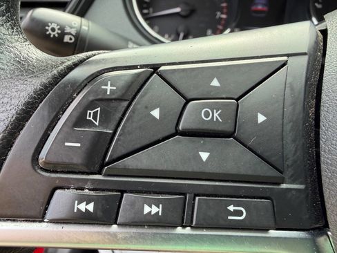 Used 2018 Nissan Rogue Sport S w/ S Appearance Package image 12