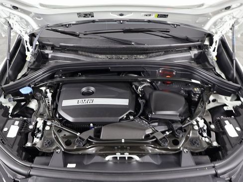 Used 2025 BMW X1 xDrive28i w/ Premium Package image 15