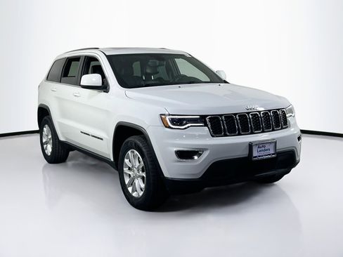 Used 2022 Jeep Grand Cherokee Laredo X AWD/4WD image 3