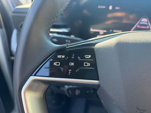 Used 2025 Audi Q5 Premium Plus w/ Premium Plus image 24