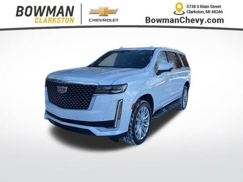 Certified 2024 Cadillac Escalade Luxury w/ LPO, Floor Liner Package image 1