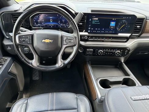 Used 2024 Chevrolet Silverado 3500 High Country w/ High Country Premium Package AWD/4WD image 26