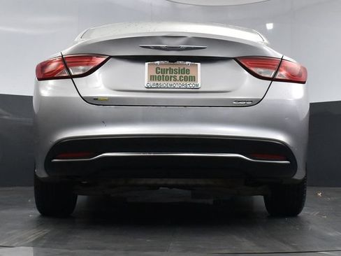 Used 2016 Chrysler 200 Limited FWD image 28