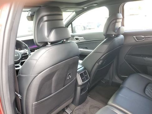 Used 2023 Kia Sportage X-Line w/ X-Line Premium Package AWD/4WD image 9