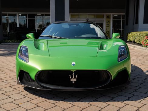 Used 2023 Maserati MC20 Spyder image 20