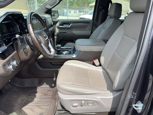 Used 2023 GMC Sierra 1500 SLT w/ SLT Premium Plus Package image 14