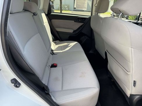 Used 2017 Subaru Forester 2.5i Premium w/ Popular Package #2A AWD/4WD image 11