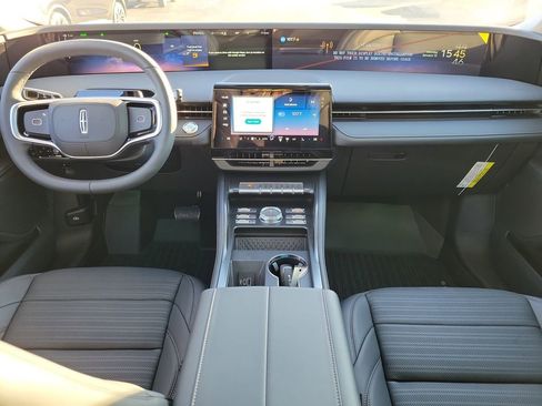 New 2026 Lincoln Nautilus Reserve w/ Jet Appearance Package AWD/4WD image 11