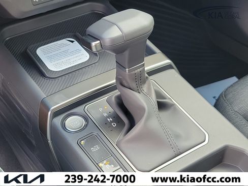 New 2027 Kia Seltos S FWD image 30