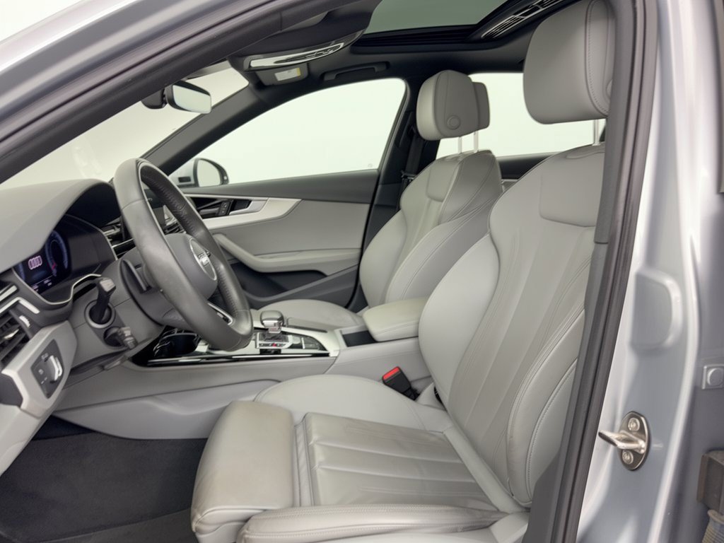 Used 2020 Audi A4 2.0T Premium Plus w/ Premium Plus Package FWD image 5