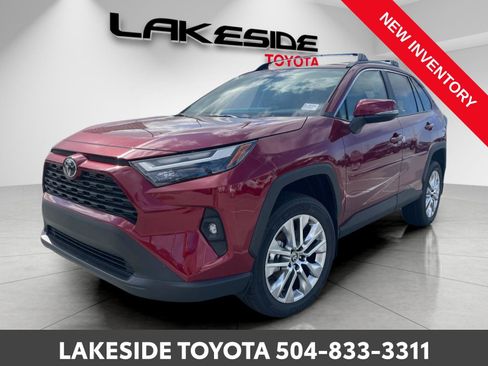 Certified 2025 Toyota RAV4 XLE Premium image 3