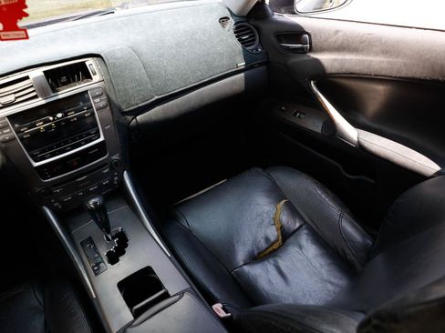 Used 2008 Lexus IS 250 RWD image 21