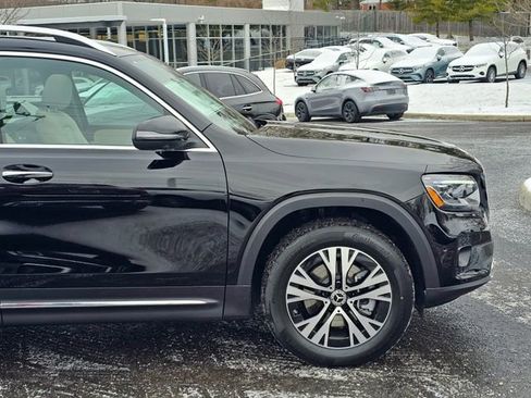 New 2026 Mercedes-Benz GLB 250 4MATIC image 5