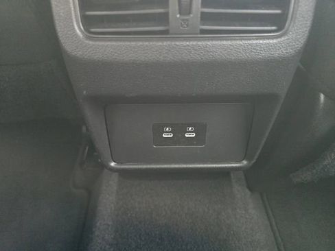 Used 2024 Nissan Rogue SV FWD image 26