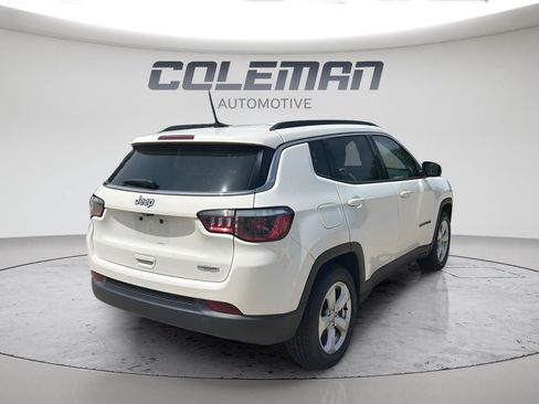 Used 2020 Jeep Compass Latitude FWD image 10