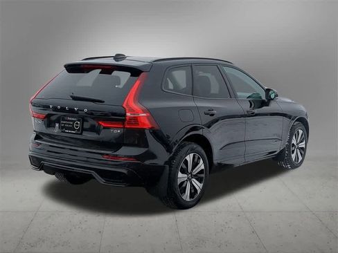 Certified 2025 Volvo XC60 T8 Core w/ Protection Package Premier image 6