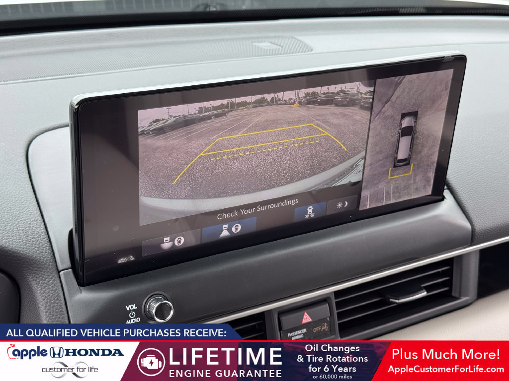 New 2026 Honda Pilot Touring image 11