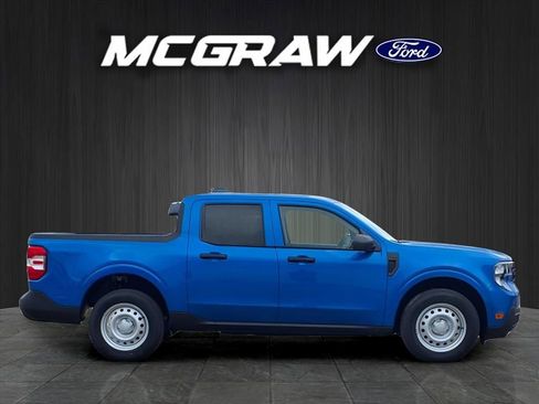 New 2025 Ford Maverick XL image 6