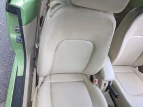 Used 2004 Volkswagen Beetle GLS FWD image 17