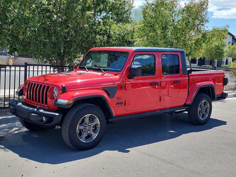 Used 2021 Jeep Gladiator Sport AWD/4WD image 4