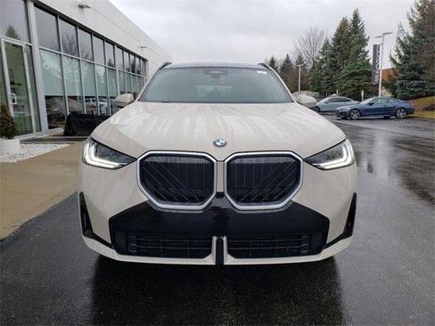 New 2026 BMW X3 xDrive30 w/ M Sport Package image 2