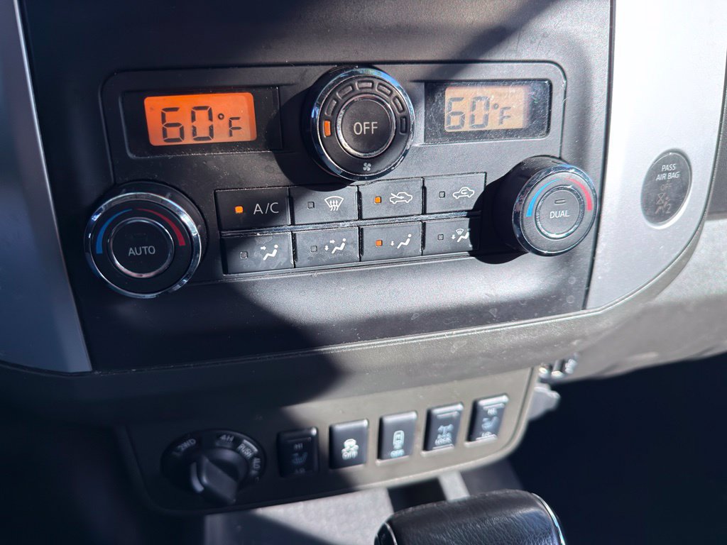 Used 2018 Nissan Frontier PRO-4X AWD/4WD image 36