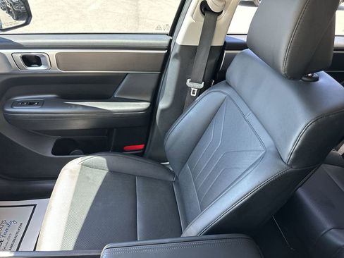 Used 2024 Hyundai Santa Fe SEL FWD image 30