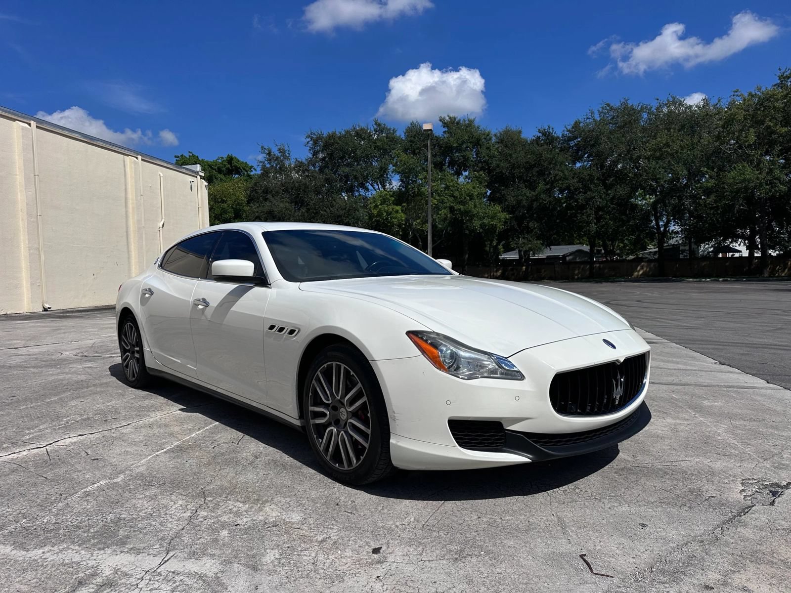 Used 2015 Maserati Quattroporte S Q4 AWD/4WD image 3