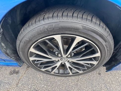 Used 2019 Toyota Camry SE image 40