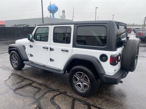 Used 2018 Jeep Wrangler Unlimited Sport S image 8