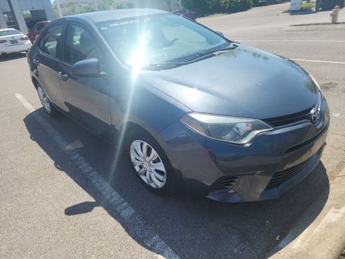 Used 2016 Toyota Corolla LE image 2