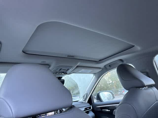 Used 2020 Toyota Highlander Limited FWD image 18