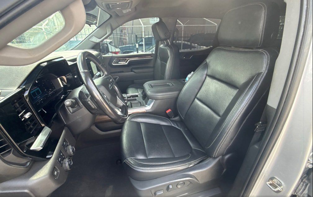 Used 2022 Chevrolet Silverado 1500 LT Trail Boss AWD/4WD image 7