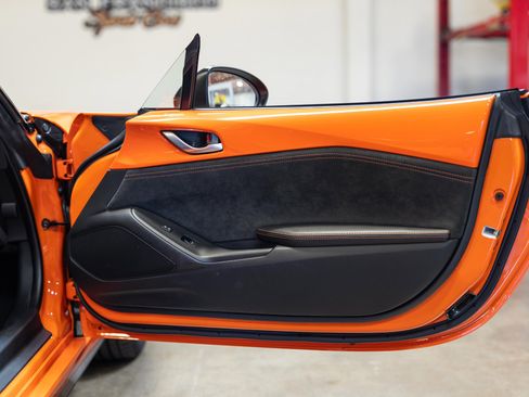 Used 2019 MAZDA MX-5 Miata 30th Anniversary image 55