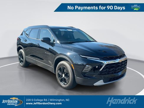 Certified 2026 Chevrolet Blazer LT w/ Convenience Package image 1