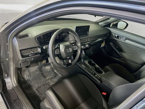 Used 2025 Honda Civic Sport image 11