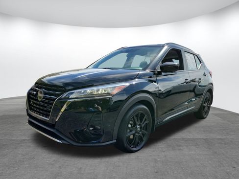 Used 2023 Nissan Kicks SR w/ SR Premium Package image 21