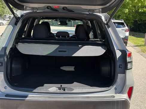 Used 2025 Subaru Forester Premium AWD/4WD image 14