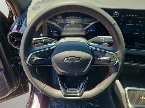 New 2026 Chevrolet Equinox RS FWD image 44